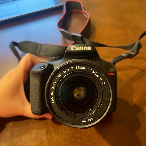 Canon rebel EOS T6 w 18-55mm lens